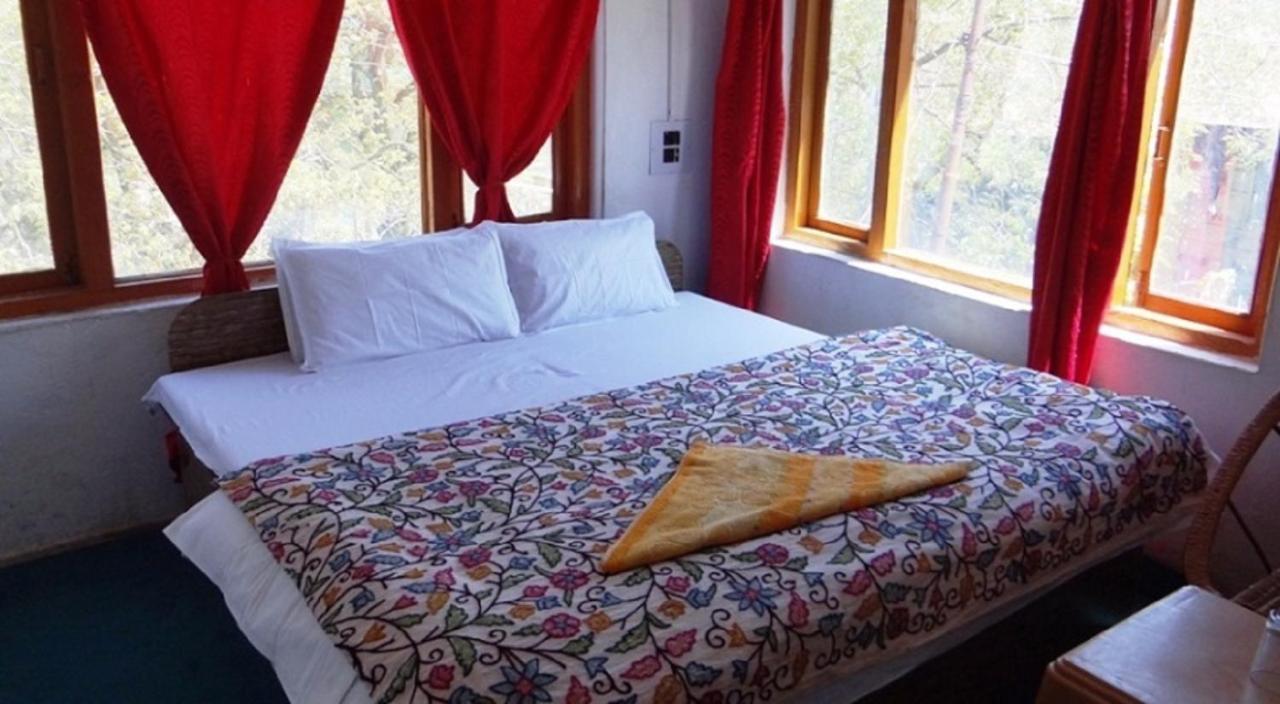 Hayat Hotel Pahalgām 외부 사진